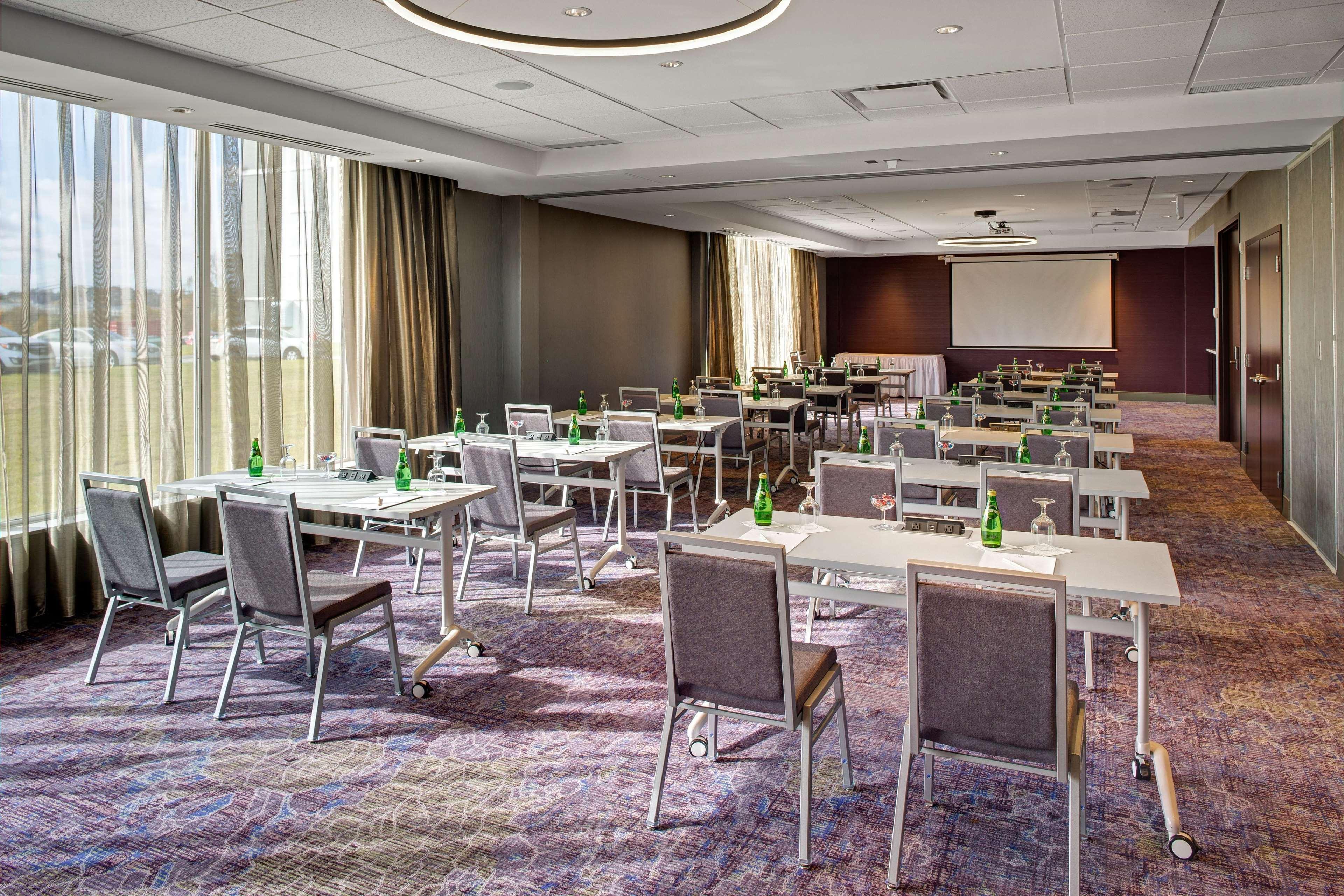 Doubletree By Hilton Halifax 4* Dartmouth
