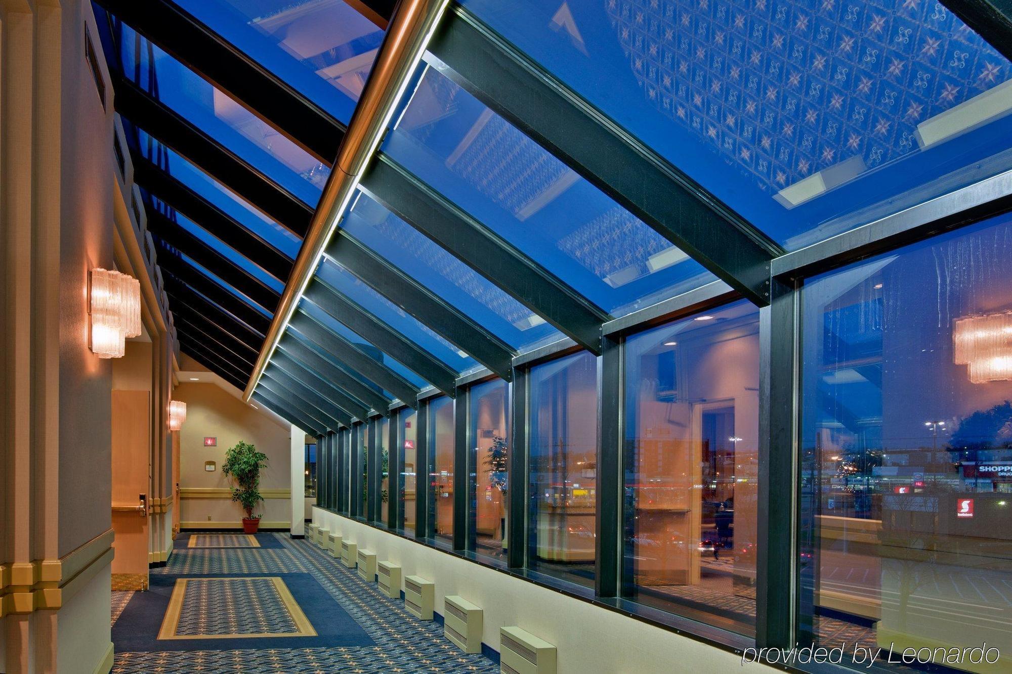 Doubletree By Hilton Halifax Hotel Dartmouth