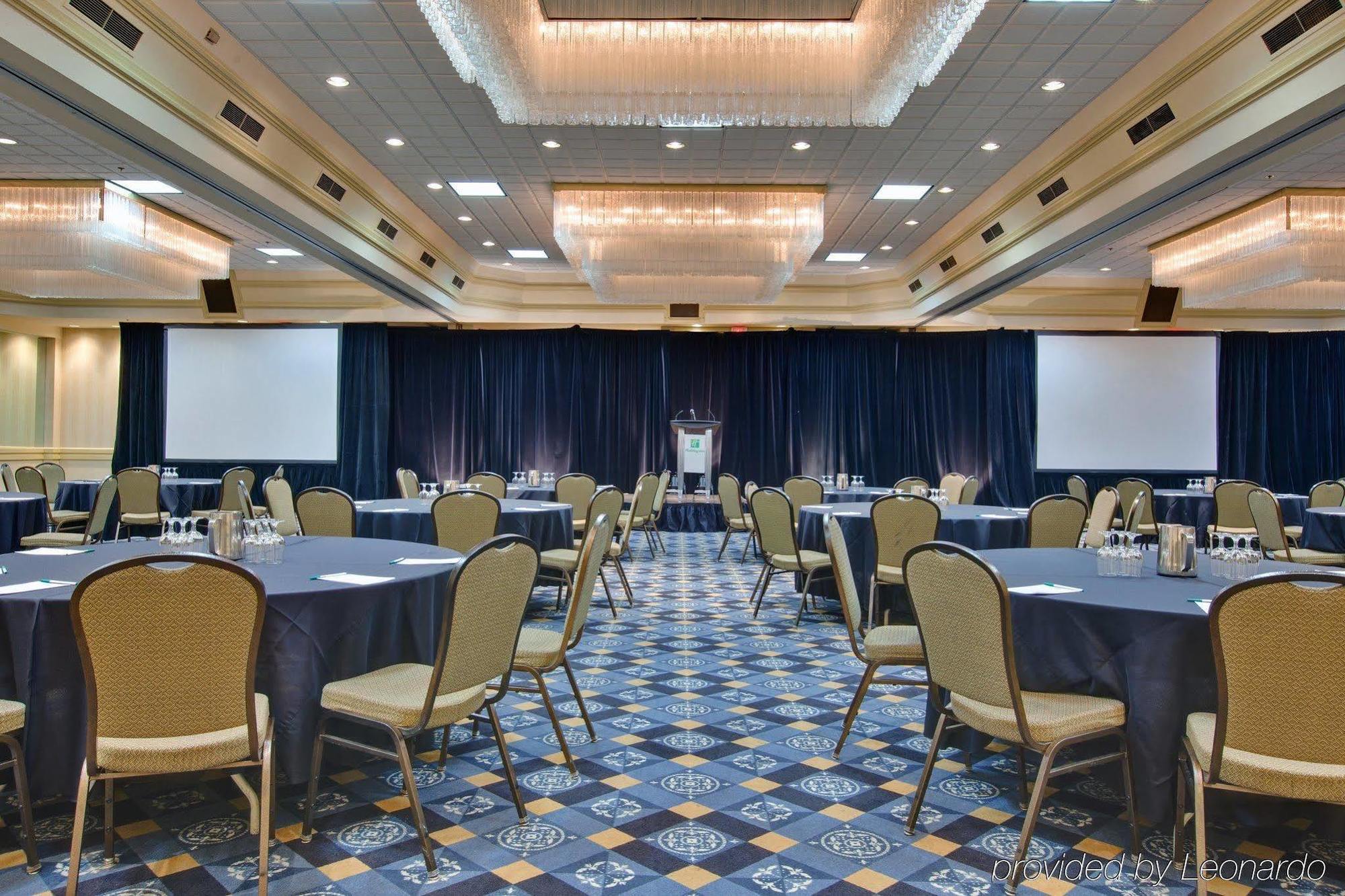 Hotel Doubletree By Hilton Halifax 4*